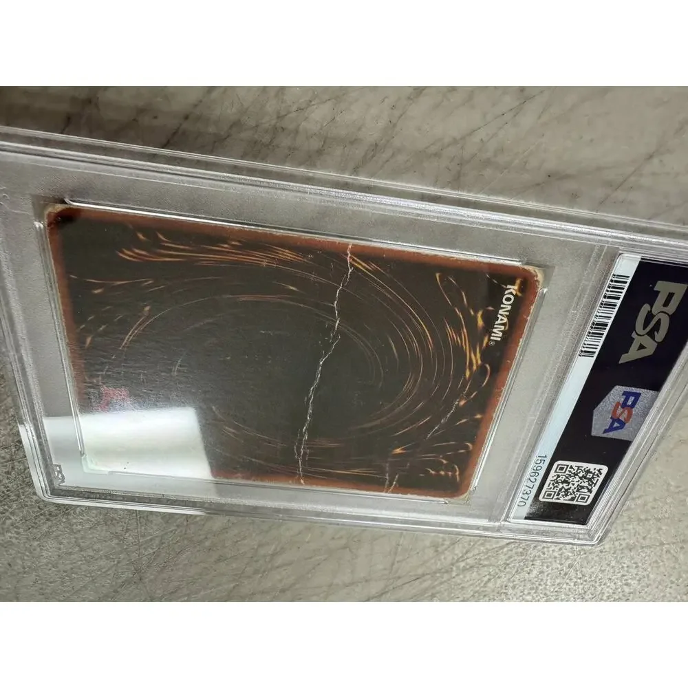 2002 Yu-Gi-Oh Starter Deck Kaiba Blue-Eyes White Dragon SDK-001 PSA 1 PR
